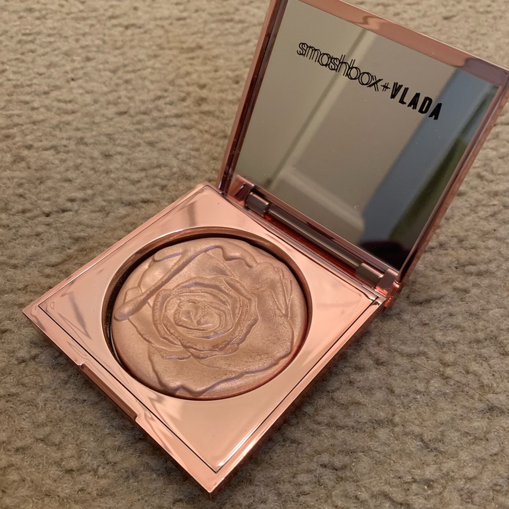 Smashbox + Vlada gilded rose highlight